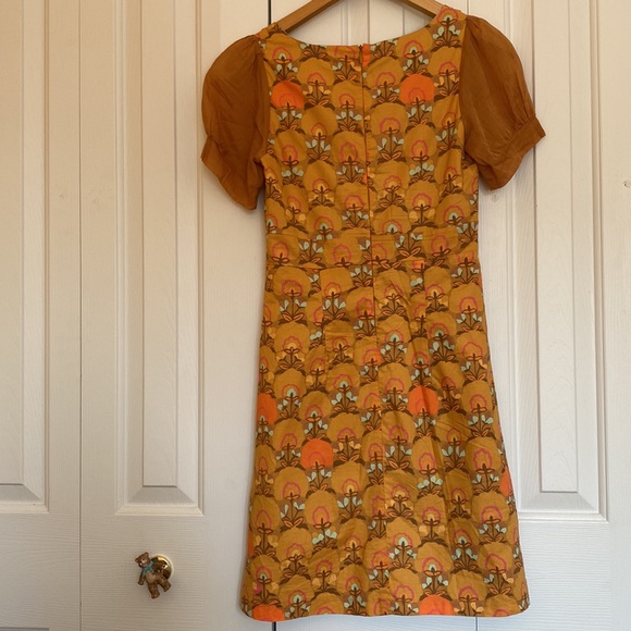 Vintage Dress - Picture 3 of 9